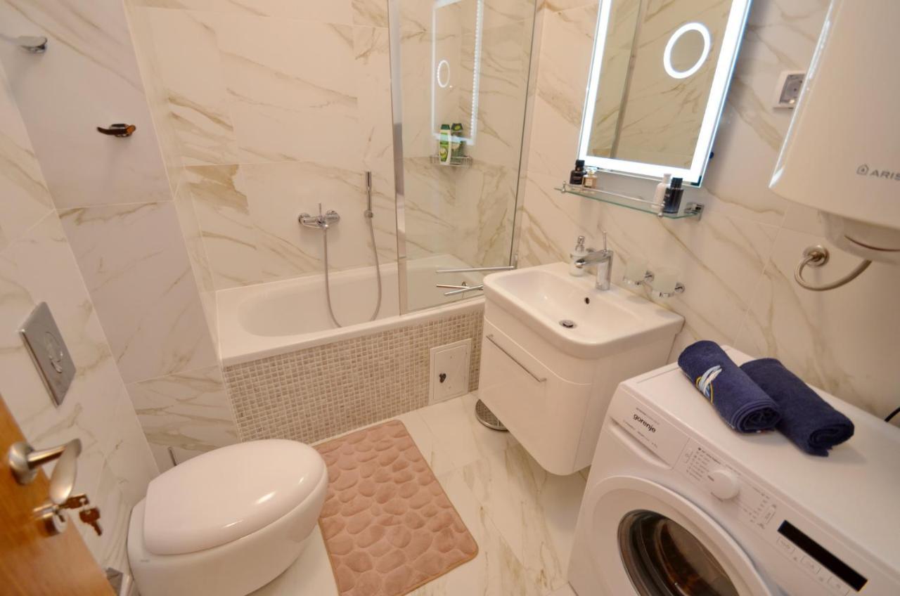 Apartments South Nest Котор Экстерьер фото